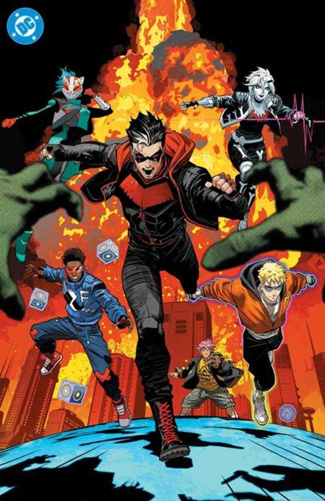 Teen Titans (2026) #1 Cover F Dan Mora Foil Variant (Out of Print)