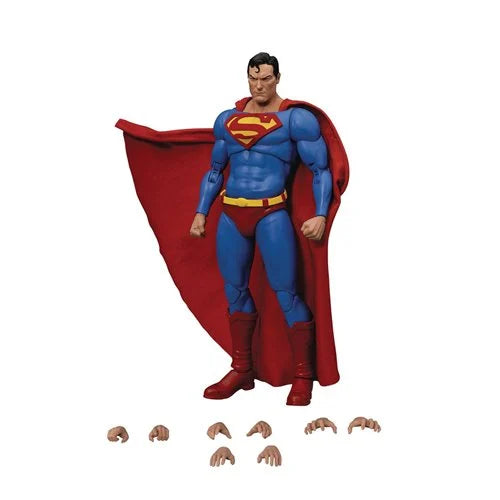DC Comics: Superman (DAH-142) Action Figure