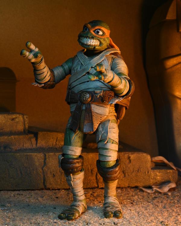 Universal Monsters x Teenage Mutant Ninja Turtles Ultimate Michelangelo as The Mummy (TORN BOX)