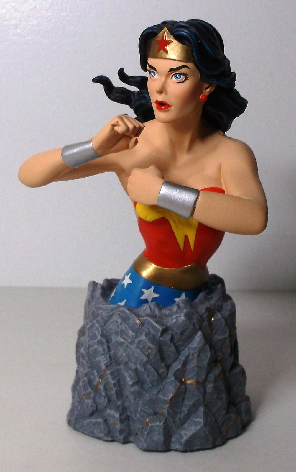 DC Direct Wonder Woman Mini Bust