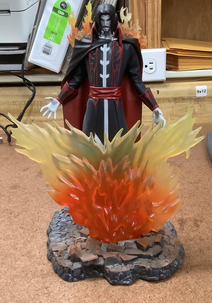 Castlevania Dracula Gallery Statue PVC Diorama Figure Diamond Select <CONSIGNMENT>