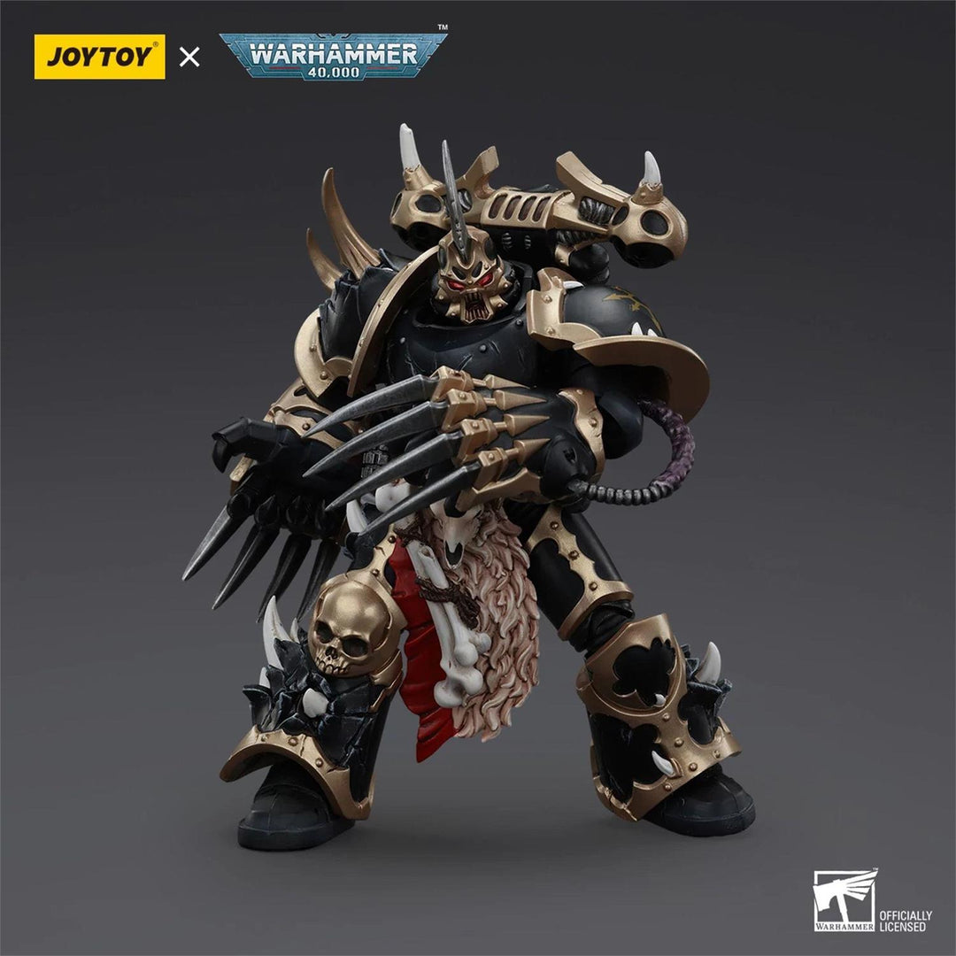 Warhammer 40k: Chaos Space Marines - Black Legion Chosen with Lightning Claws (Action Figure)