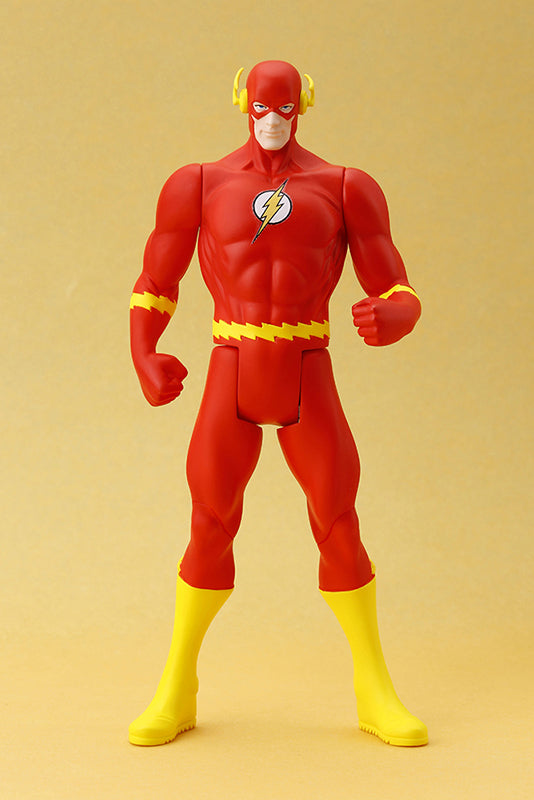 DC Universe The Flash Classic Costume ArtFX+ Statue