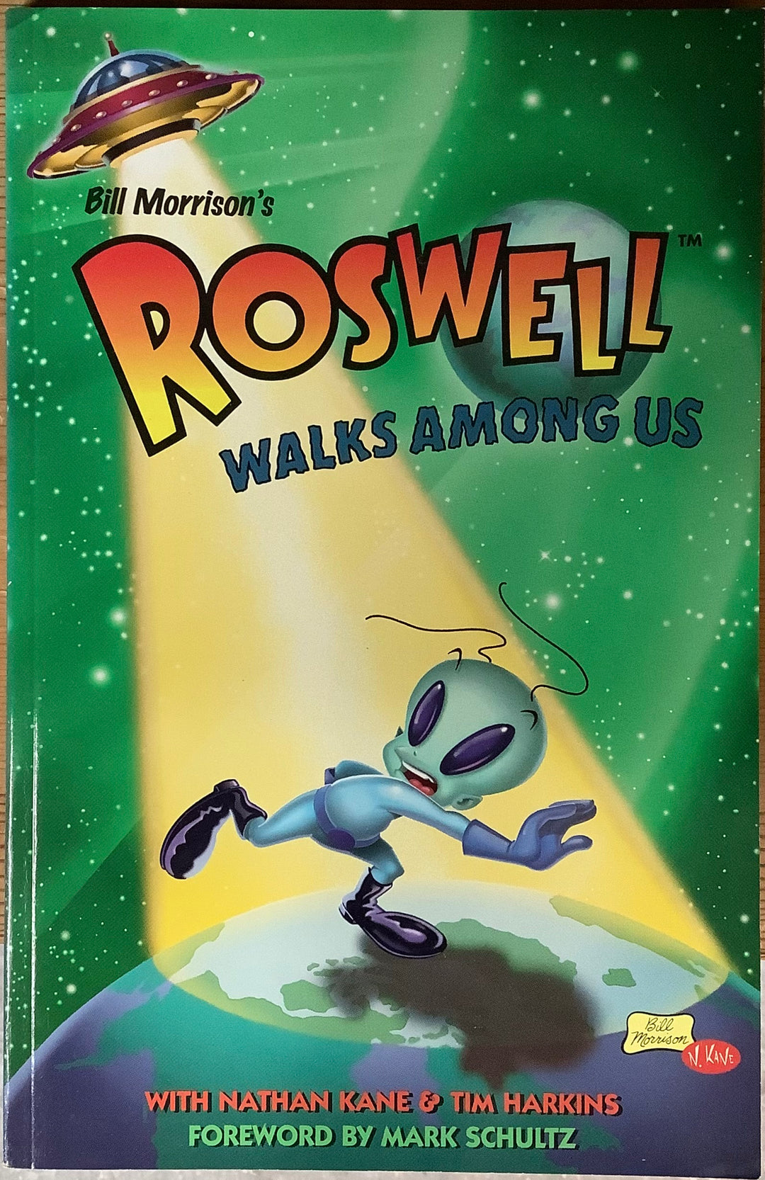 Roswell Walks Among Us Graphic Novel OXS-08